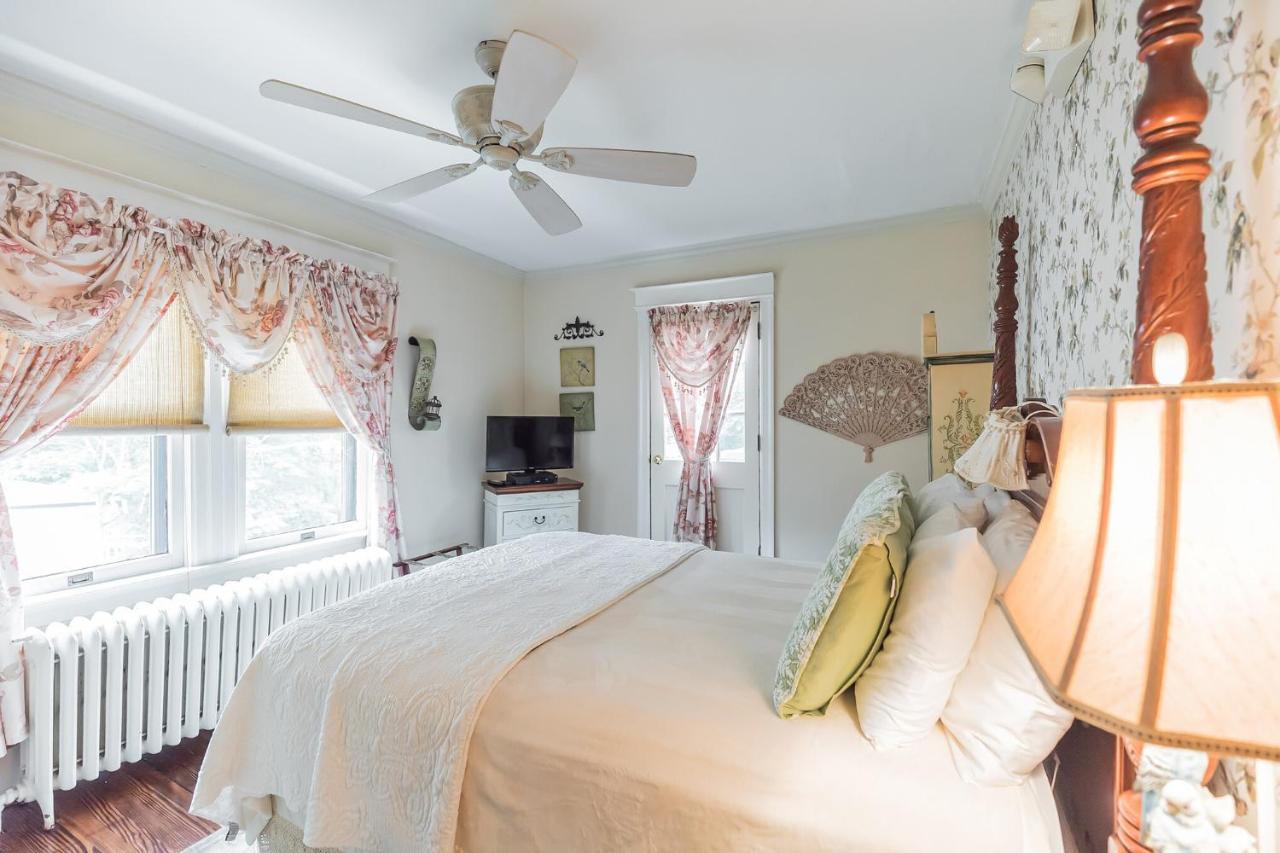The Inn On Holly B&B Pitman Екстер'єр фото