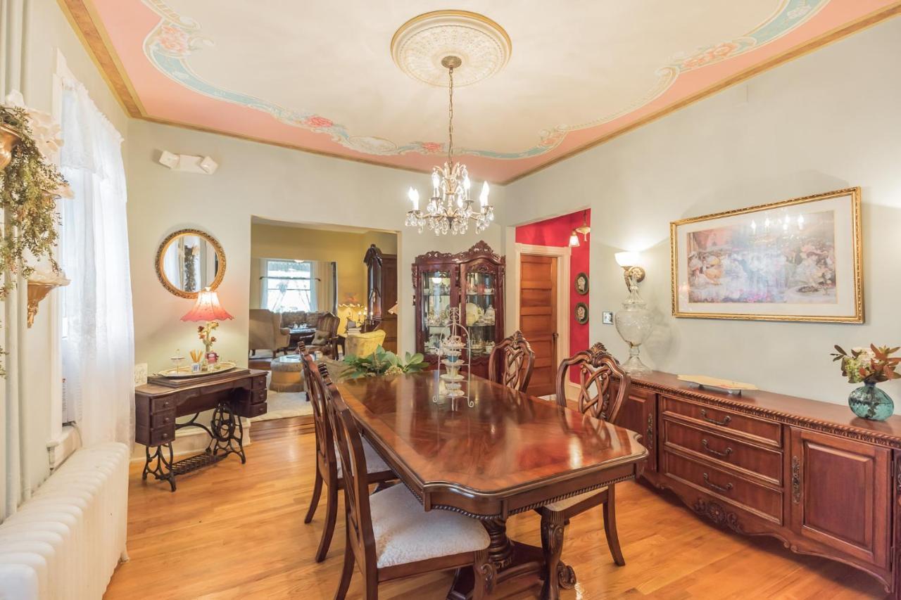 The Inn On Holly B&B Pitman Екстер'єр фото